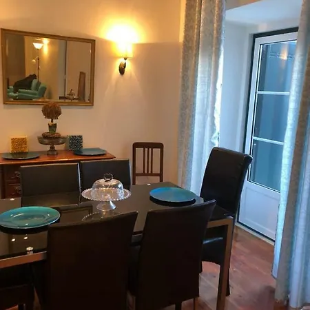 Grandmommy's House - Traditional And Comfy Lisboan Appartement *