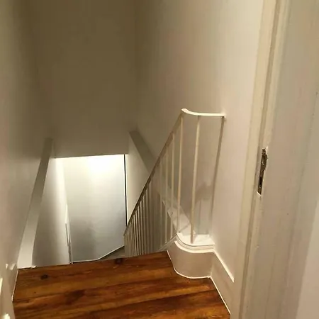 Grandmommy's House - Traditional And Comfy Lisboan Appartement Lissabon
