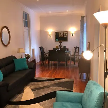 Grandmommy's House - Traditional And Comfy Lisboan Lisboa