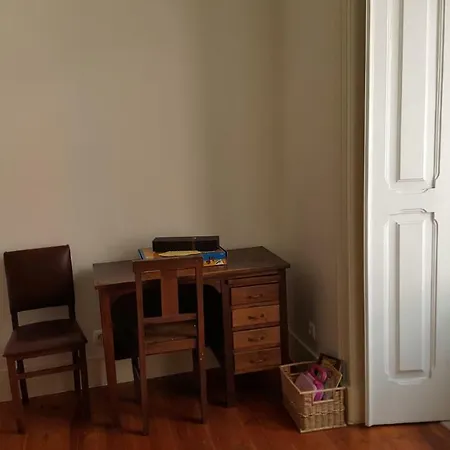 Grandmommy's House - Traditional And Comfy Lisboan Appartement