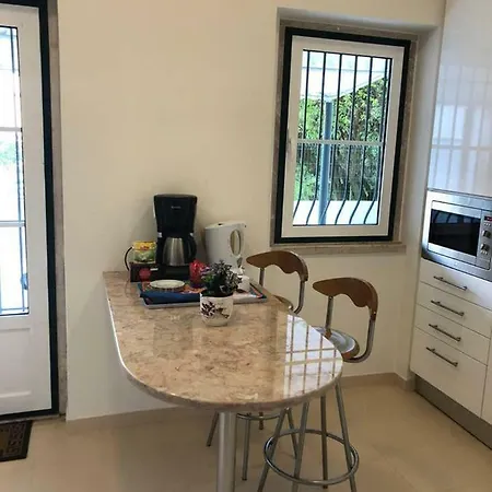 Apartment Grandmommy's House - Traditional And Comfy Lisboan *