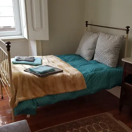 Apartment Grandmommy's House - Traditional And Comfy Lisboan Lissabon