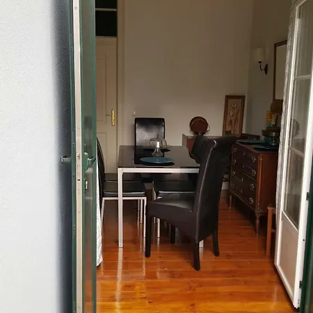 Grandmommy's House - Traditional And Comfy Lisboan *