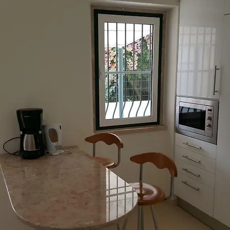 Apartment Grandmommy's House - Traditional And Comfy Lisboan *